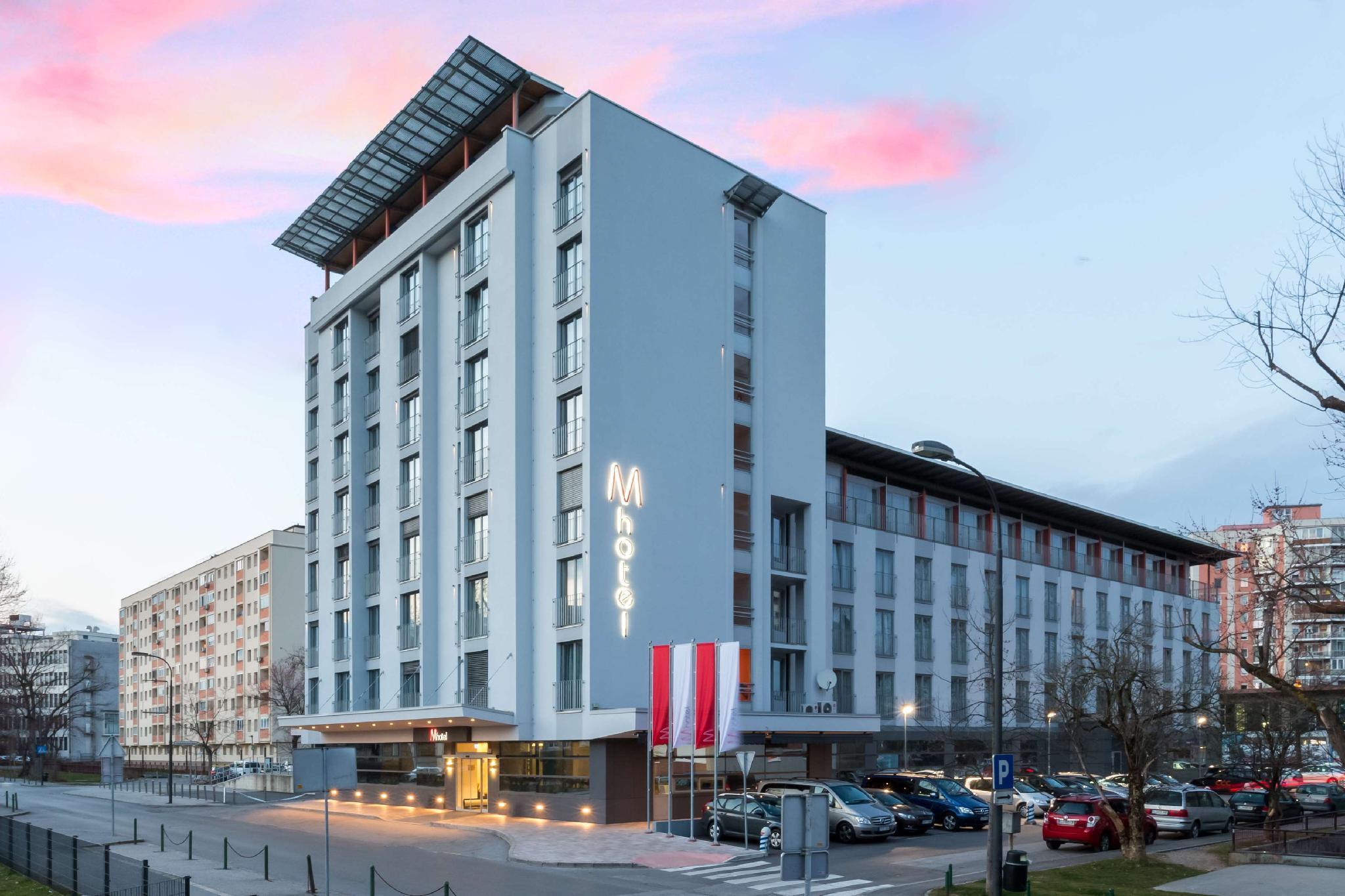 M Hotel Любляна Экстерьер фото